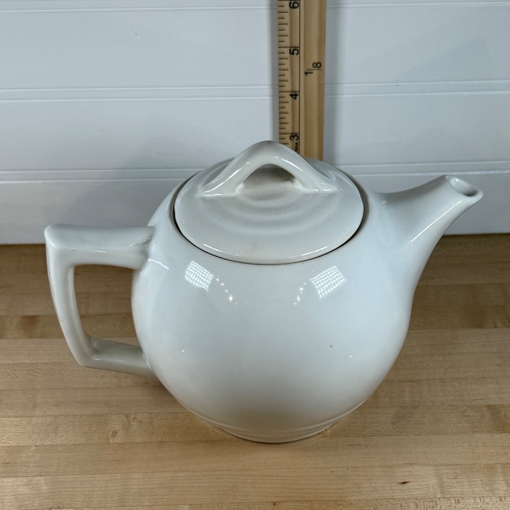 McCoy Pottery White Ceramic Teapot Mid-Century Modern Round Ringed Base 6in - Picture 2 of 7